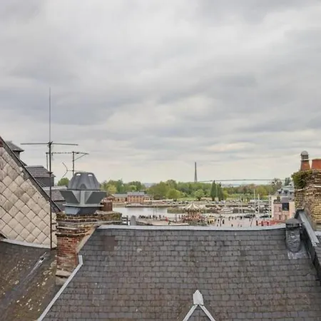 Apartment Magical Rooftop Views Historic Center 2 Guests Honfleur