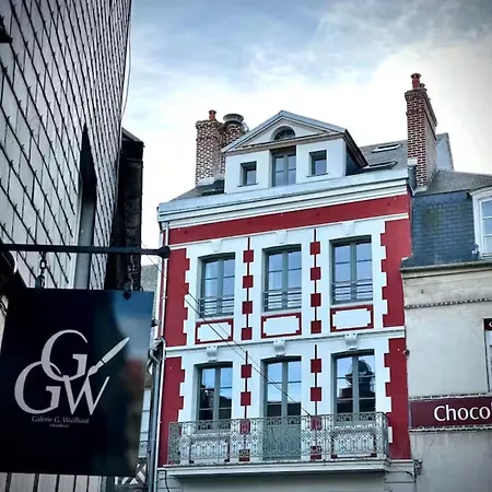 Apartment Magical Rooftop Views Historic Center 2 Guests Honfleur