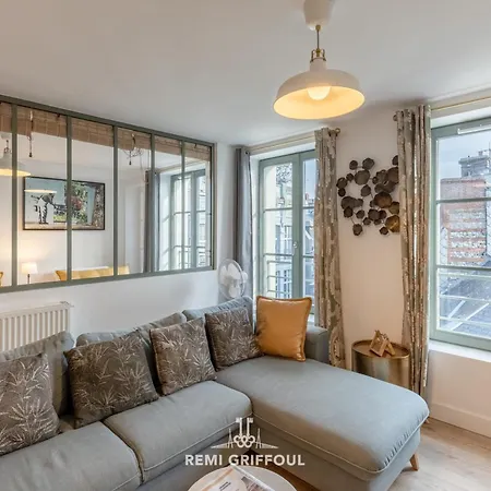 Magical Rooftop Views Historic Center 2 Guests Honfleur